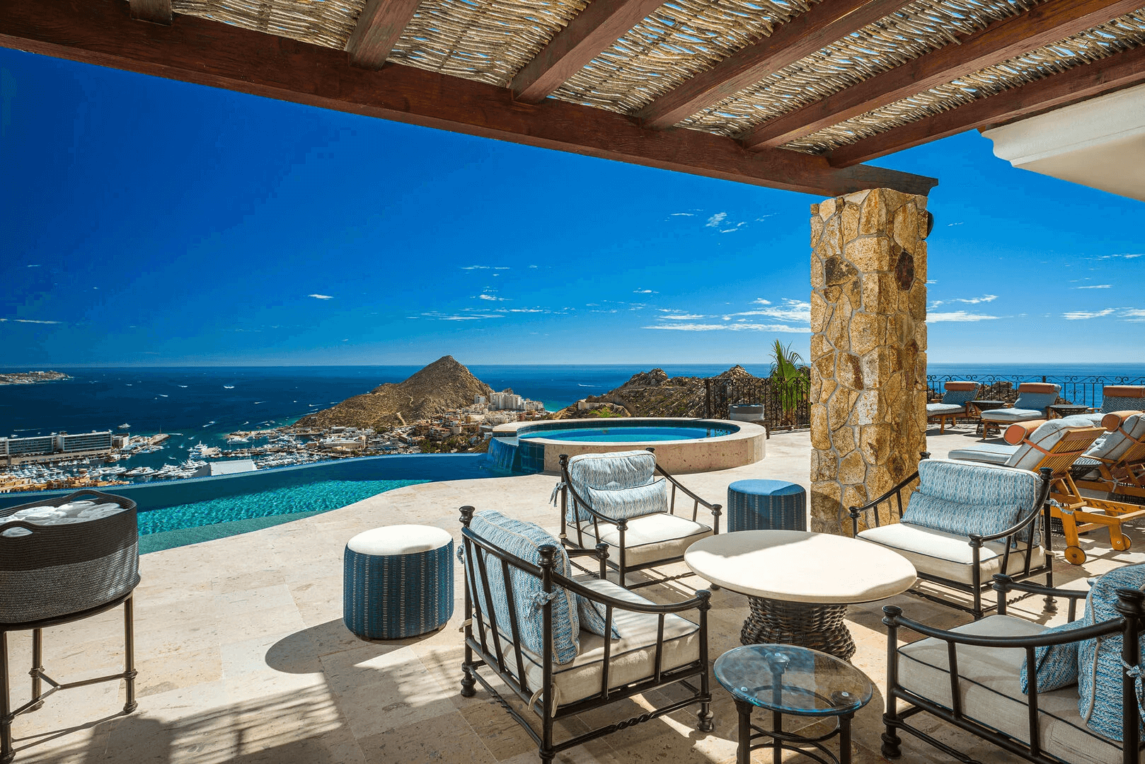 Beachfront Home in Cabo Golf Resorte