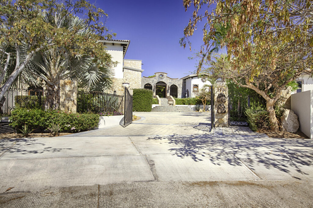 Cabo Golf Fundadores Create a lifestyle full of family and friends in this Ocean – 190 Padre Sistiaga, San Jose del Cabo, BS