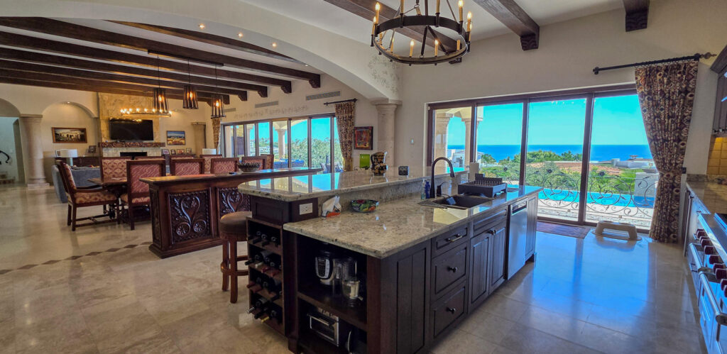 Cabo Golf Fundadores Luxury Estate in Puerto Los Cabos - Introducing an extraordinary value opportunity in the prestigious community of Puerto Los Cabos--now offered at for sale