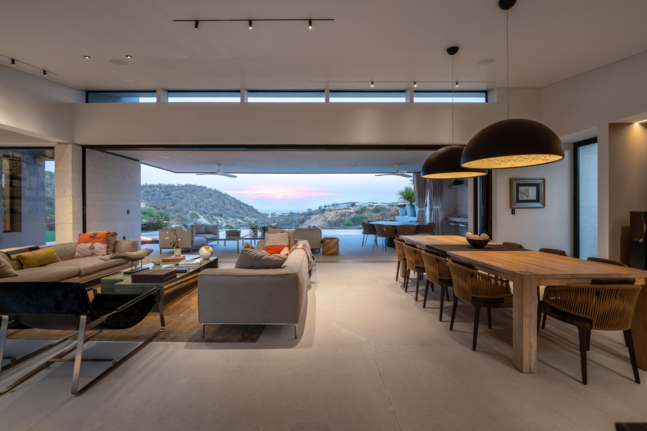 Cabo Golf Fundadores Experience the pinnacle of coastal living at Casa Bokke, a stunning contemporary estate perched directly on the 4th hole of the Jack Nicklaus Signature Ocean Course. This residence perfectly balances the lush greens of world-class golf with unobstructed, ocean for sale