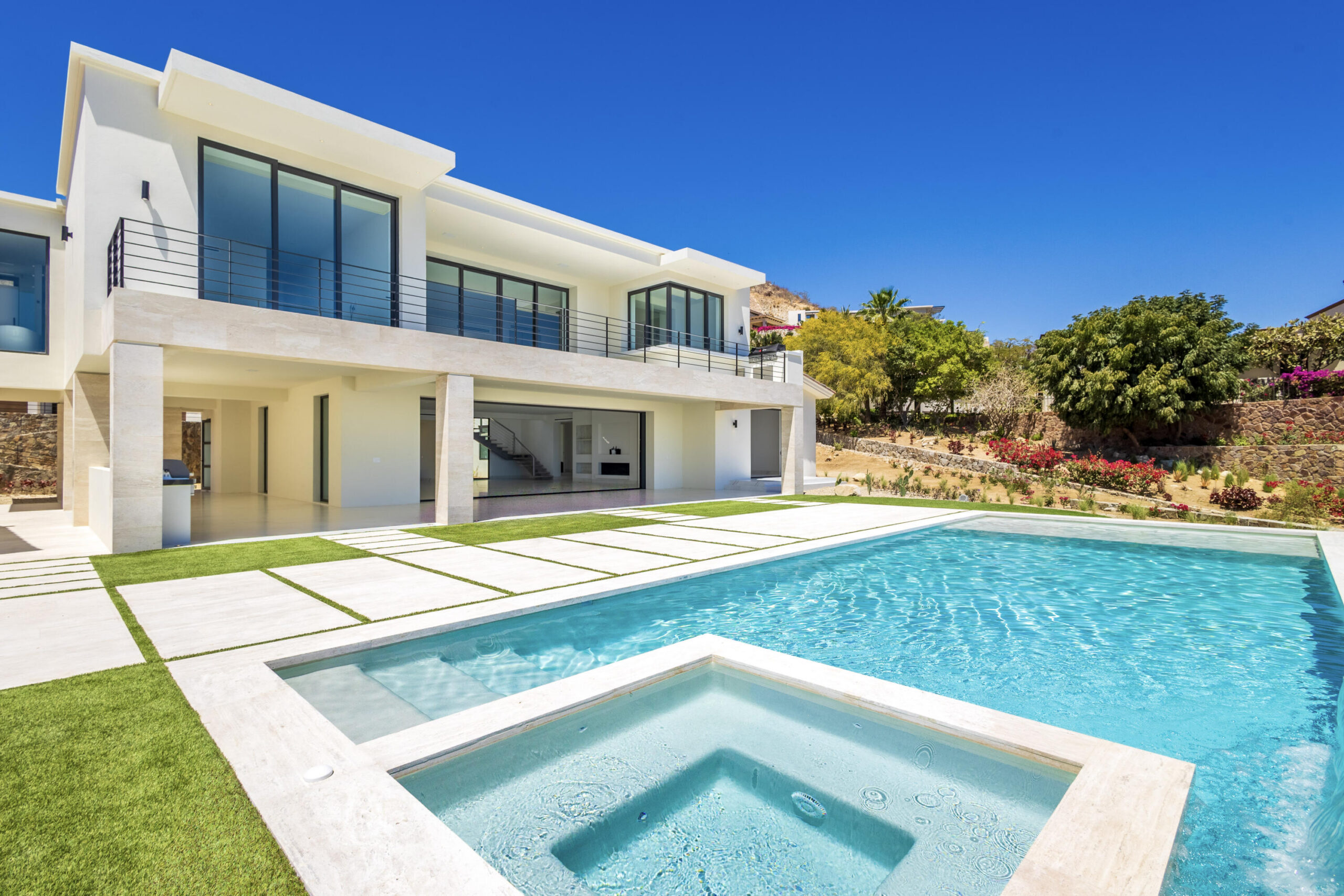 Cabo Golf Section 1- Las Colinas Experience the ultimate in luxury living at Casa Corazon, where every detail has been meticulously crafted to create a truly exceptional home. With panoramic Sea of Cortez – Casa Corazon, San Jose Corridor, San Jose Corridor, BS