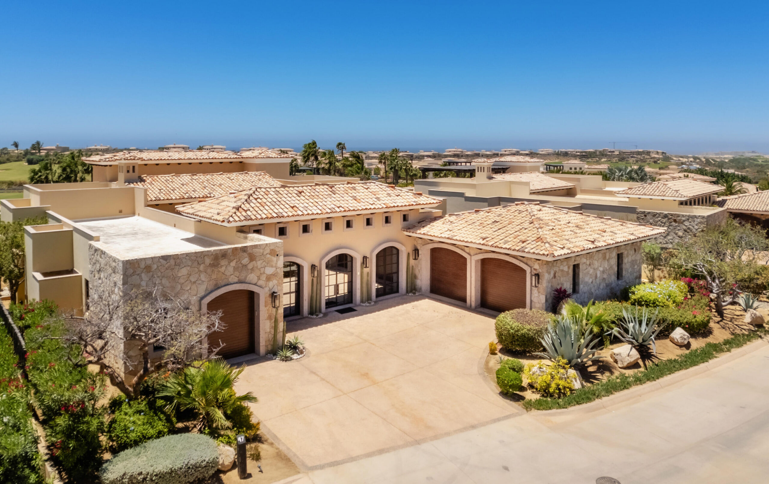 Cabo Golf Las Colinas Welcome to Casa Van Brunt located in Las Colinas in the private resort community of Cabo Del Sol. This residence is a two-story home sitting on nearly 12,000 square feet of land. The home is delivered fully furnished and overlooks the 12th hole of the Cove Club Golf Course. Enjoy it's outdoor living space with a large palapa and infinity-edge pool with for sale