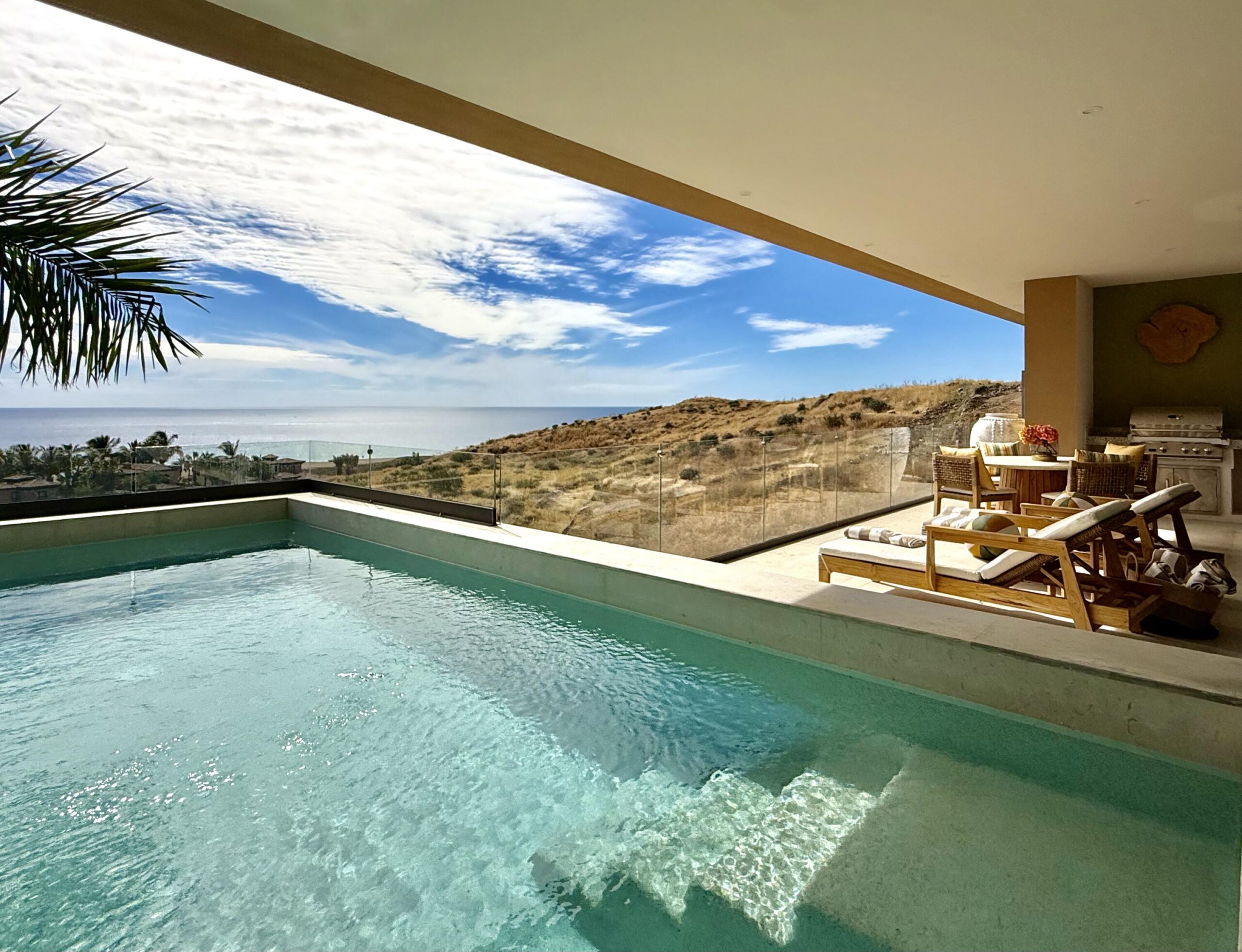 Cabo Golf El Altillo Looking for a large villa furnished with Cool Cabo designer décor, huge pool and deck with great for sale